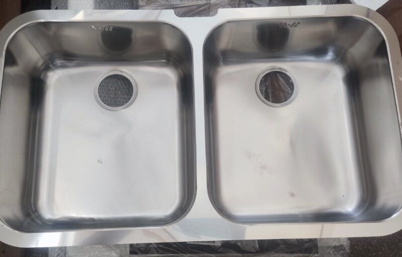 Νεροχύτης υποκαθήμενος ανοξείδωτος 89x51 εκ. με 2γούρνες 45χ40cm  βάθους 21cm, για ερμ.90 εκ., APELL