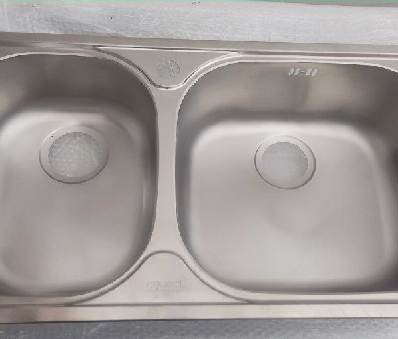 ΑΝΟΞΕΙΔΩΤΟΣ ΝΕΡΟΧΥΤΗΣ ΜΕ 2 ΓΟΥΡΝΕΣ 81.5X45  FRANKE