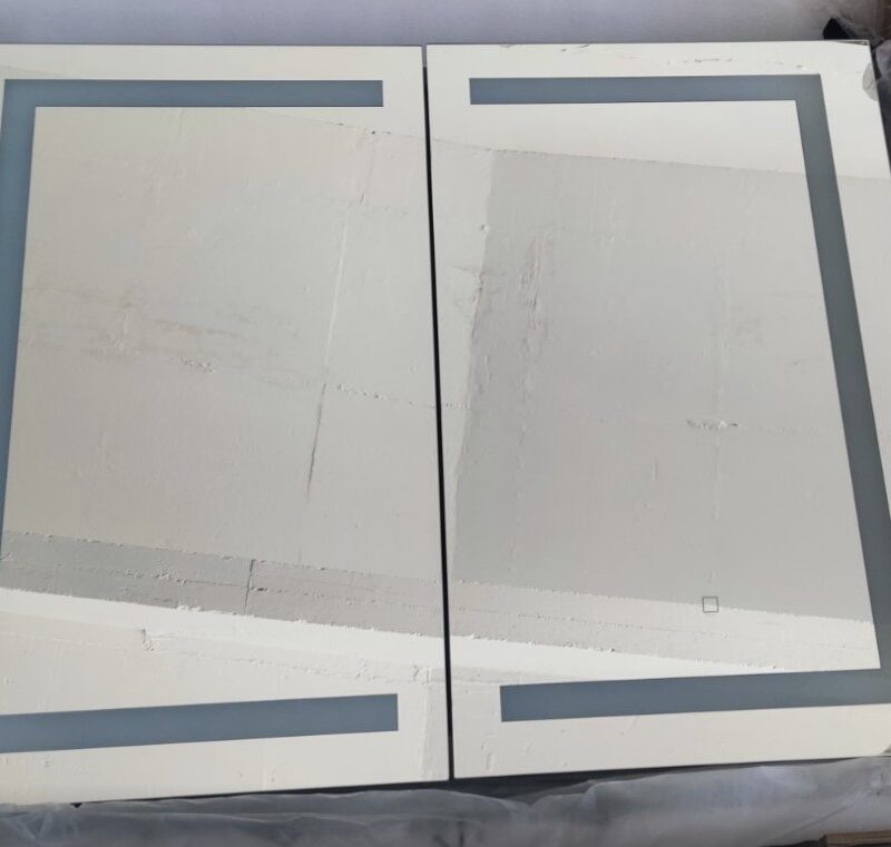 ΚΑΘΡΕΦΤΗΣ ΜΕ ΝΤΟΥΛΑΠΙ 70x90 LUMINOR